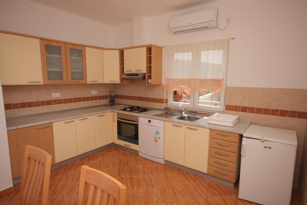 Apartment Supetarska Draga - Donja 2013B Экстерьер фото