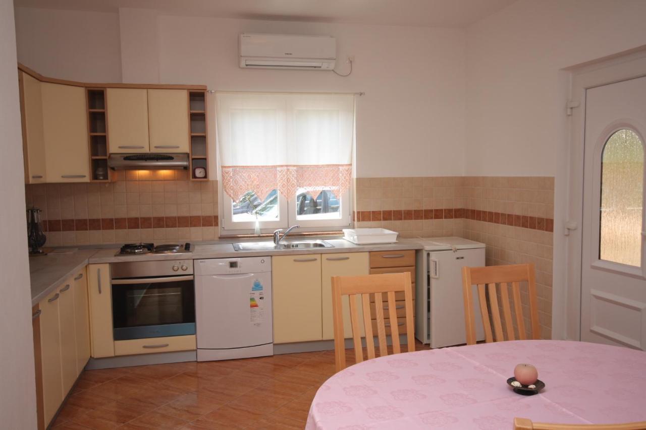Apartment Supetarska Draga - Donja 2013B Экстерьер фото
